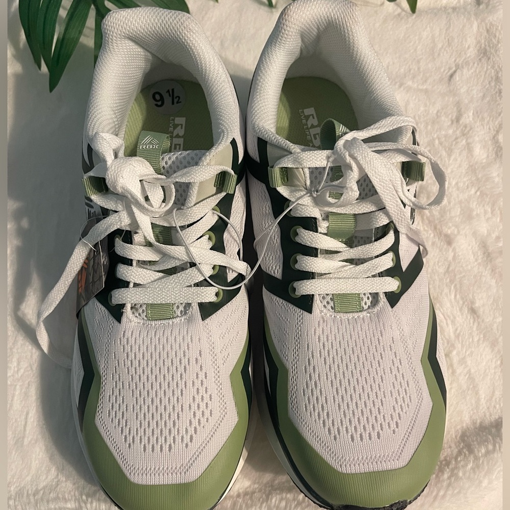 RBX Men's White and Green Athletic Shoes - Picture 5 of 16